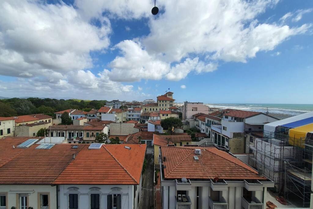 Viareggio Suite A 50 Metri Dal Mare Buitenkant foto