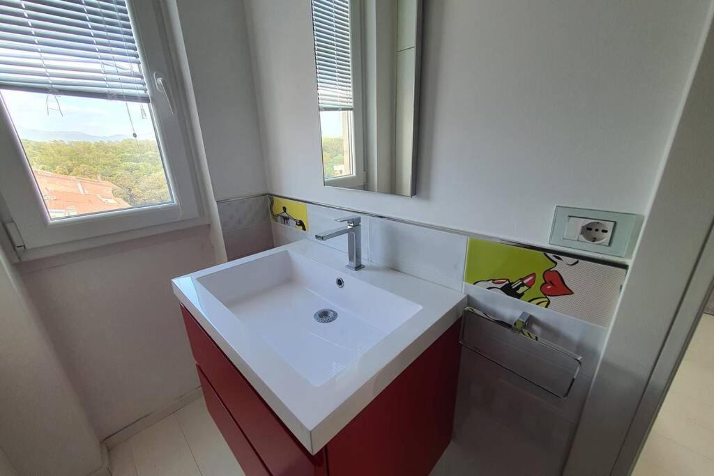 Viareggio Suite A 50 Metri Dal Mare Buitenkant foto